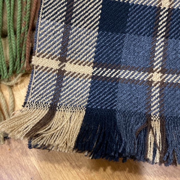 NWOT.  Set of 3, plaid scarves. - Picture 2 of 12